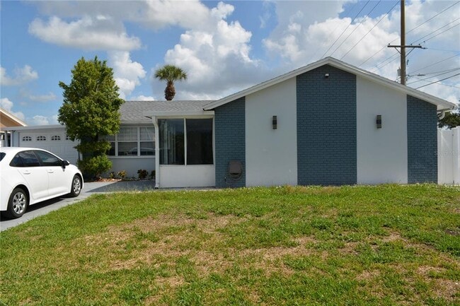 Foto del edificio - 8201 Donaldson Dr