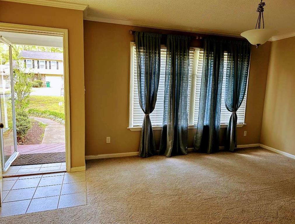 Foto principal - 921 Hemingway Rd
