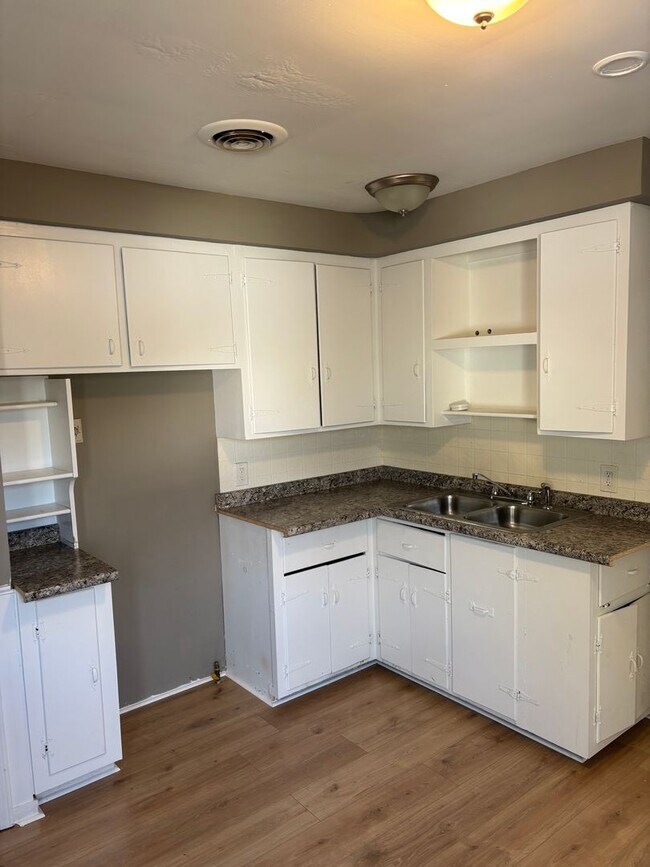 Foto del edificio - Maple Heights Single Home