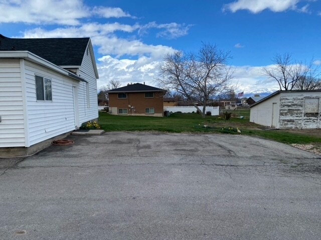 Building Photo - 10087 S Temple Dr