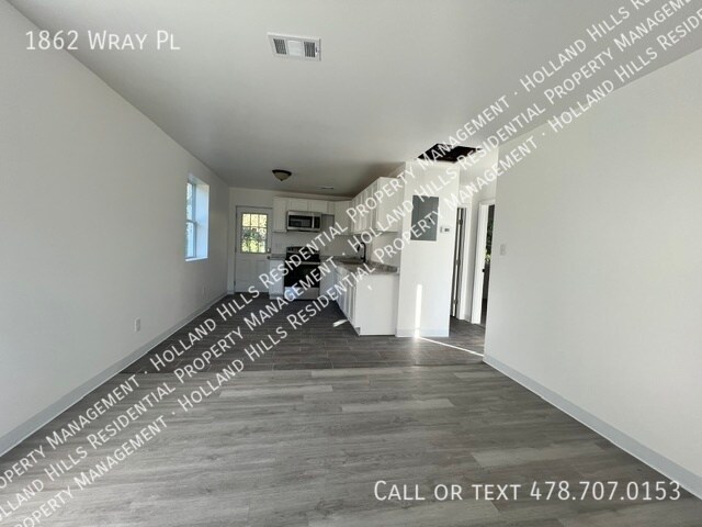 Foto del edificio - 1862 Wray Pl