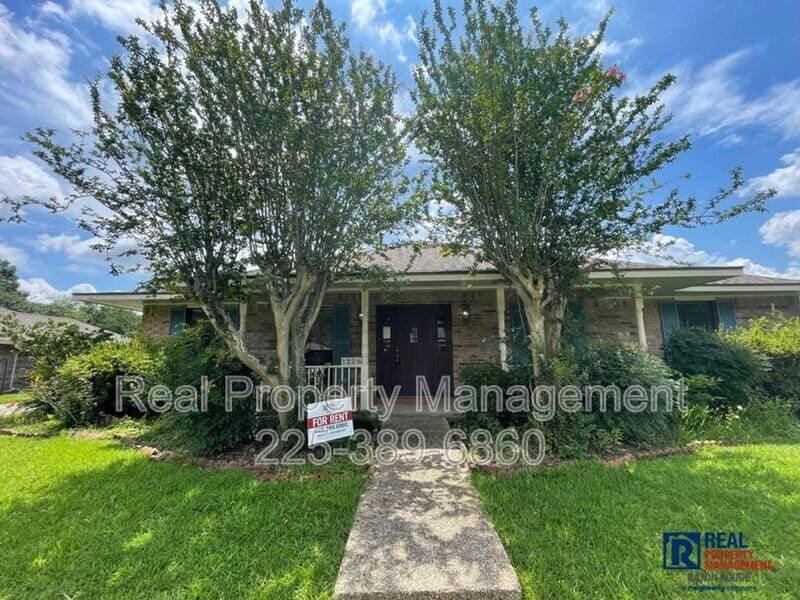 Photo - 1228 Beckenham Dr.