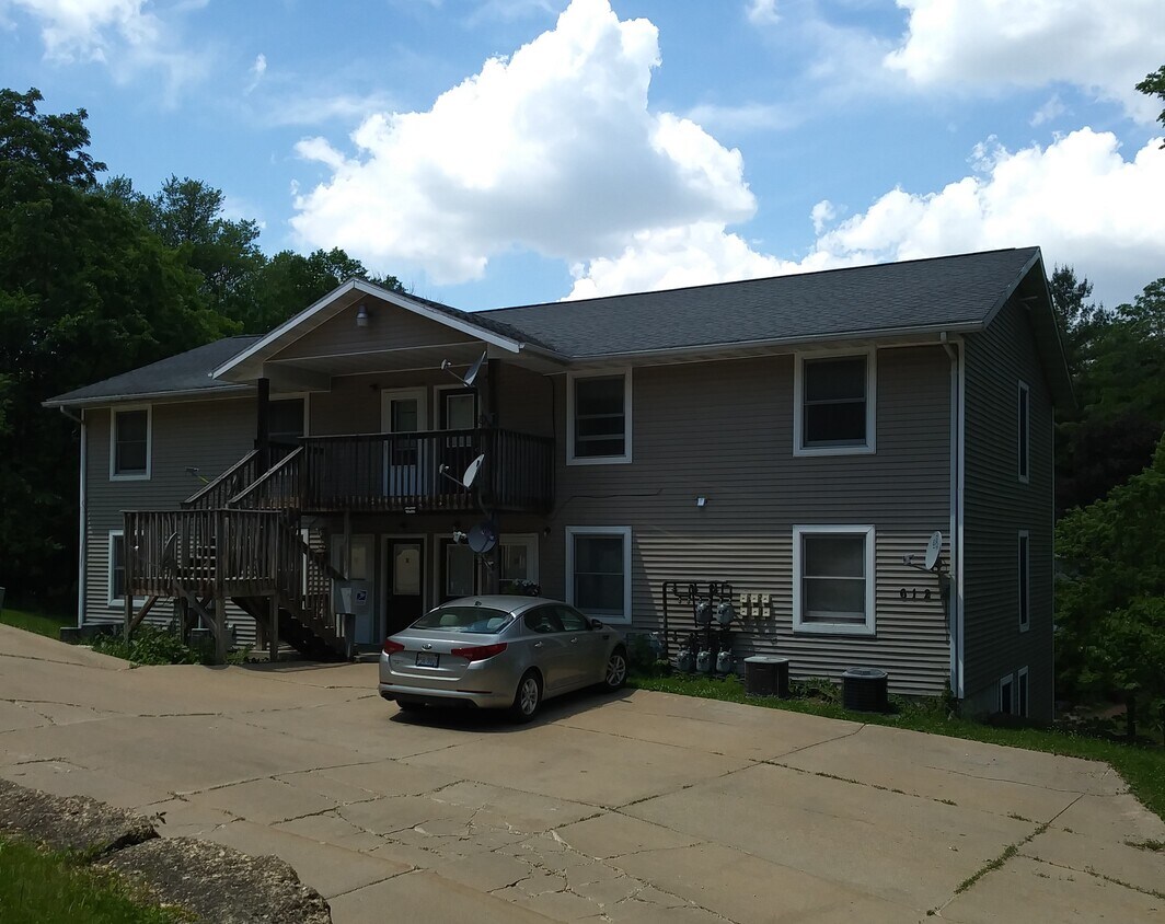 Foto principal - 610 Elk St