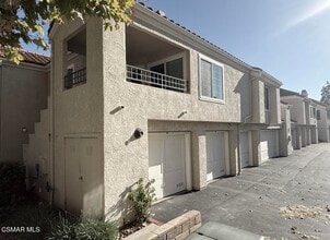 Building Photo - 4240 Lost Hills Rd