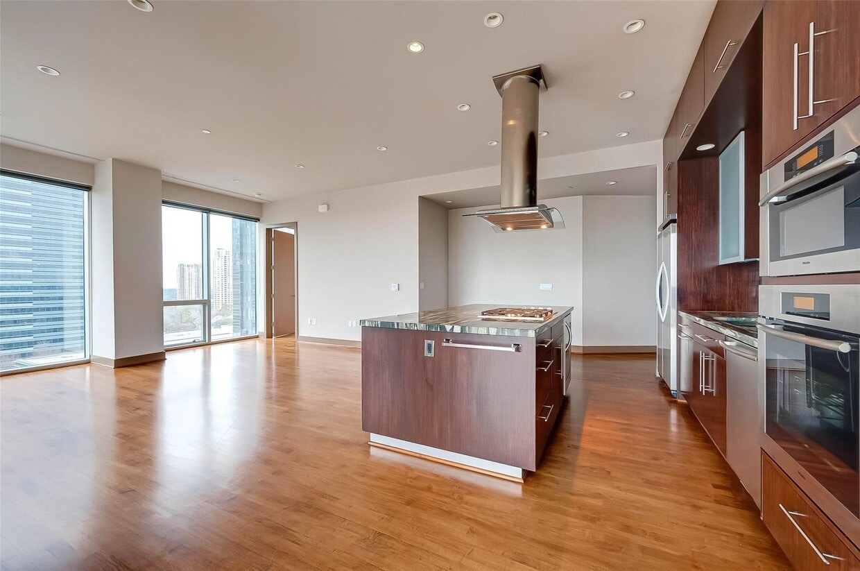Foto principal - 1600 Post Oak Blvd