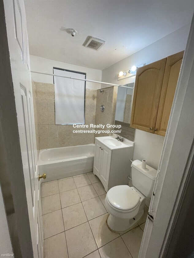 Foto del edificio - 4 br, 1 bath House - 62 Empire St Apt 1A