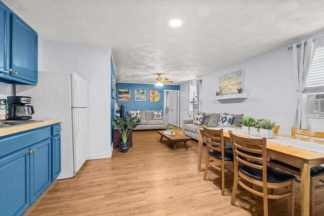 Foto del edificio - 1427 W Ocean View Ave