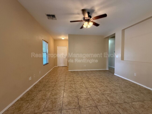 Foto del edificio - 9559 W Monte Vista Rd