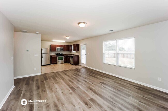 Building Photo - 313 Freeman Cir