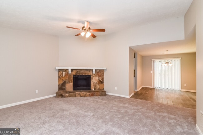 Building Photo - 6037 Maryjo Ln
