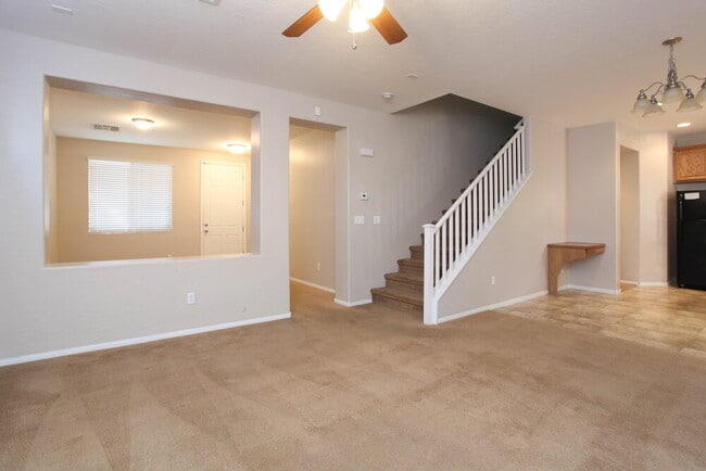 Foto del edificio - 10436 Scotch Elm Ave