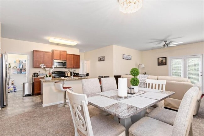 Foto del edificio - 2896 S Hills