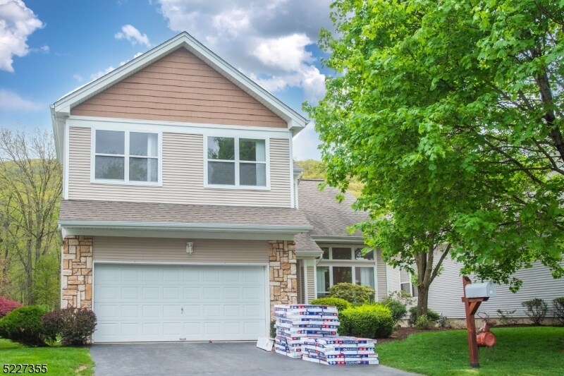 Foto principal - 59 Tannery Hill Dr