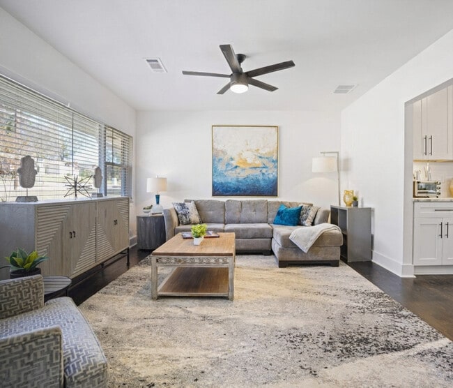 Foto del edificio - 2234 Edgemore Dr SE