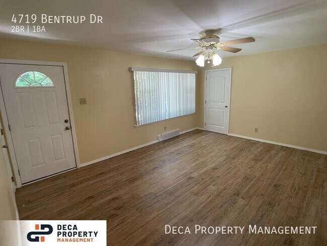 Building Photo - 2 Bedroom House