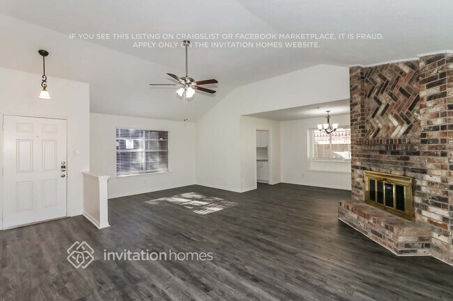 Building Photo - 3543 Windmoor Dr