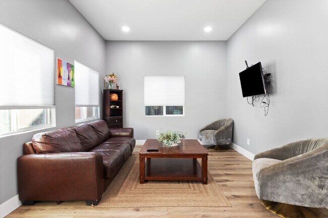 Foto del edificio - Charming and Private 1-Bedroom Retreat – U...