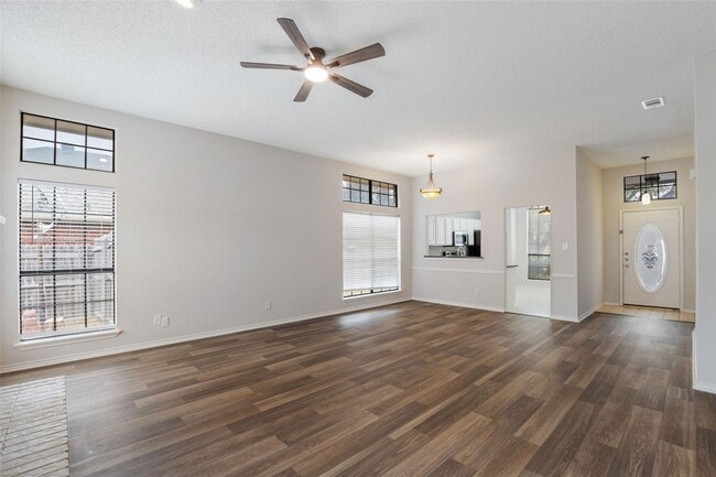 Building Photo - Welcome to this stunningly updated, three-bedroom, two-bath home located in the desirable Valley ...