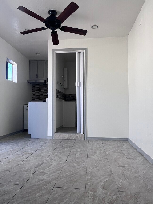 Foto del edificio - 814 W 147th St