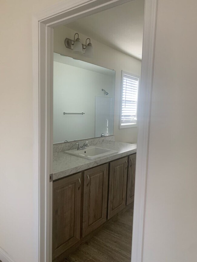 Building Photo - Magalia Home for rent, 3bed 2bath, enclose...