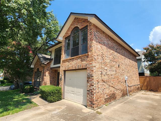 Foto del edificio - 100 Saddle Rock Ct
