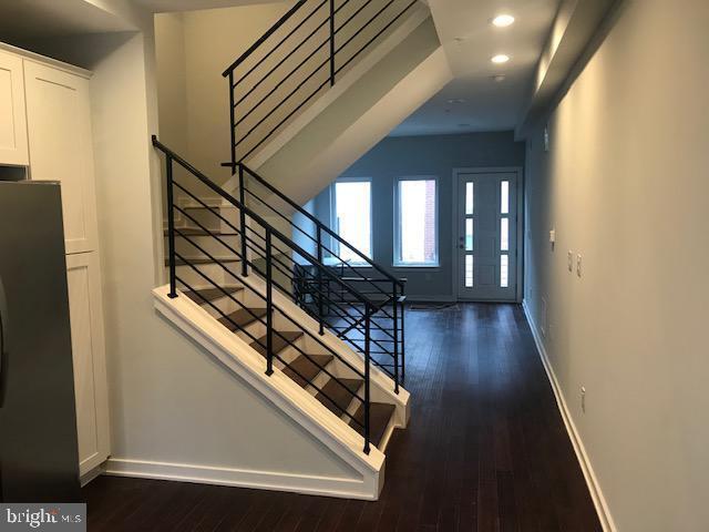 Foto del edificio - 2318 E Harold St