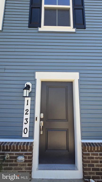 Foto del edificio - 1230 Red Clover Ln
