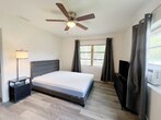 Foto principal - 9604 4th Ave
