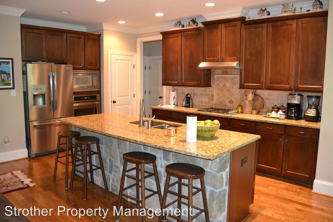 Building Photo - 5 br, 4 bath House - 30 Barons Run E