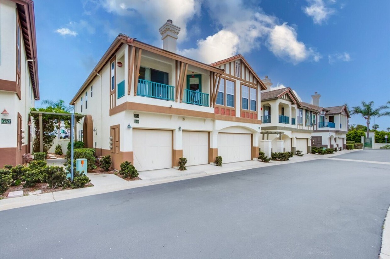 Foto principal - ***Available for move in on June 30, 2025*...