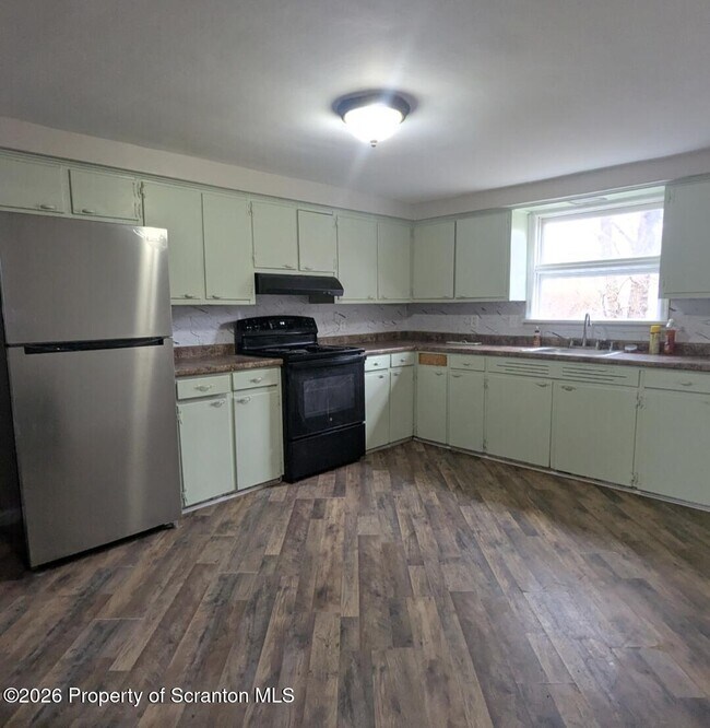 Foto del edificio - 714 Orchard St