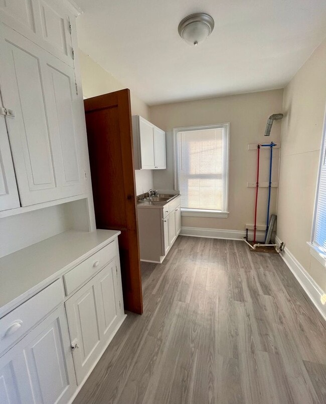 Building Photo - 1311 Central Building