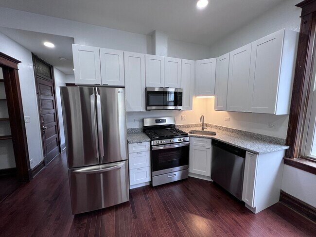 Foto del edificio - 2528 S Saint Louis Ave