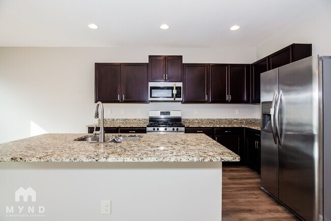Building Photo - 484 Dasheill Ln