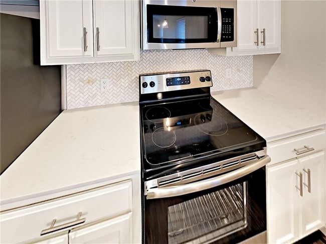 Foto del edificio - 431 Summit Ridge Dr Oklahoma City OK 73114