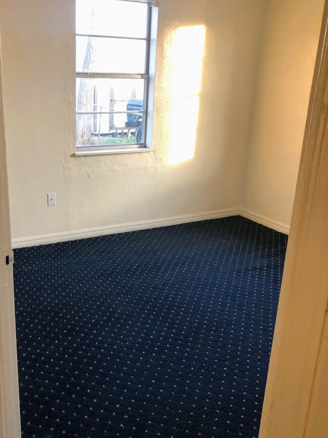 Foto del edificio - 4115 S Monroe St