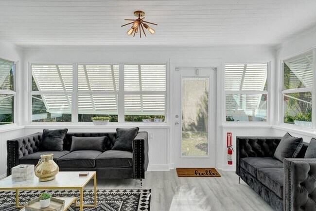 Foto del edificio - 14 S Swinton Cir