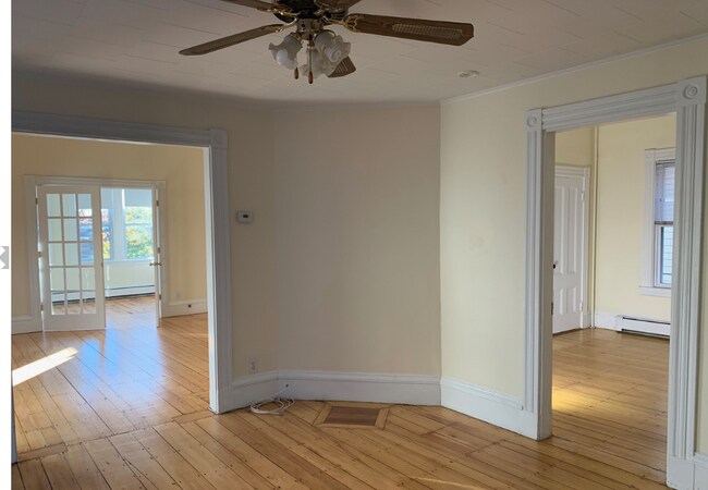 Foto del edificio - 547 Broadway