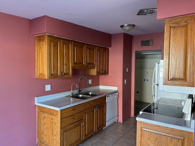 Foto del edificio - 8190 E 20th St