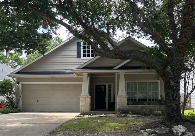 Foto del edificio - 15619 Tylermont Dr