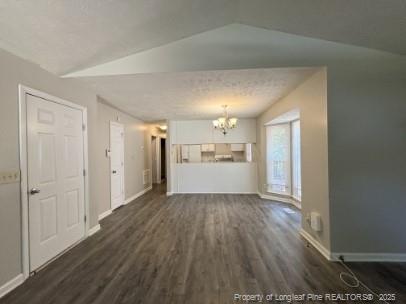 Foto del edificio - 6682 Winchester St