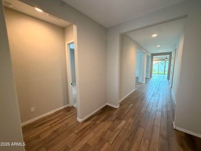 Building Photo - 5151 N 181st Dr