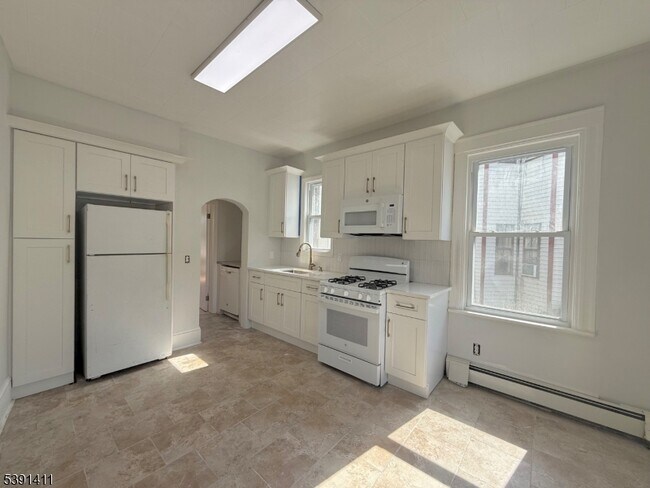 Foto del edificio - 53-55brill St