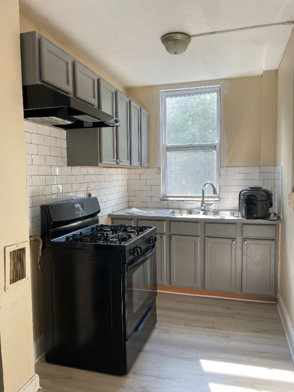 86 Florence St Unit 2, Providence, RI 02909 Room for Rent in