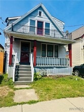 Building Photo - 70 Humason Ave