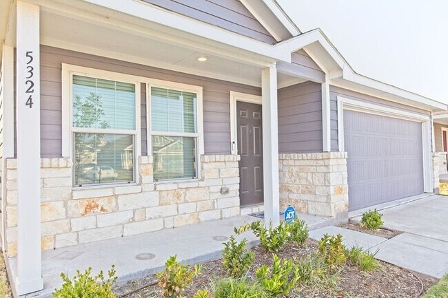 Building Photo - 5324 Lavender Dr