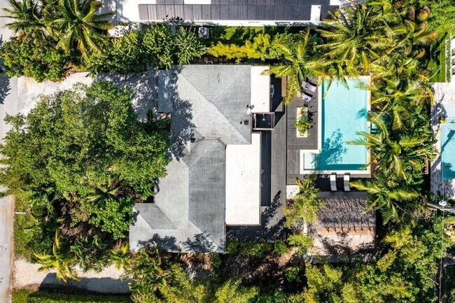 Foto del edificio - 101 NW 15th St