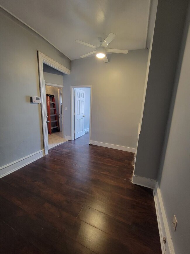 Building Photo - 2524 N 19th St