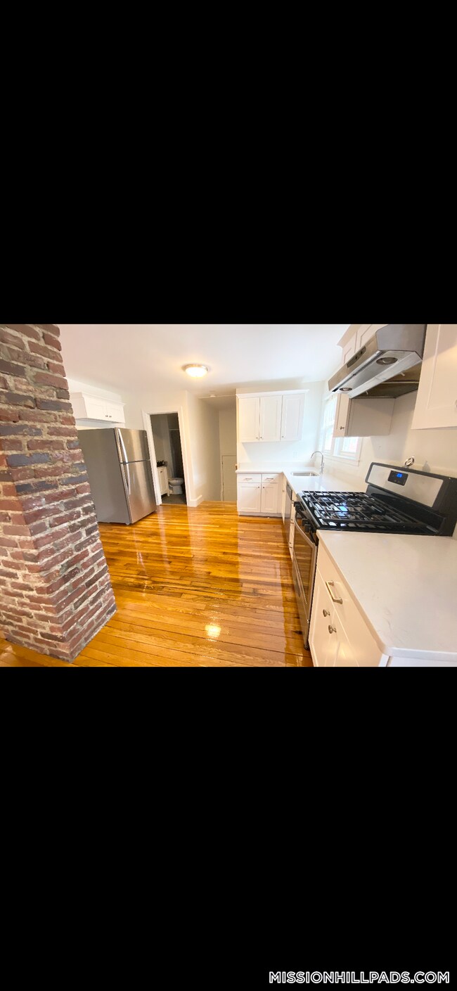 Foto del edificio - 183 Hillside St