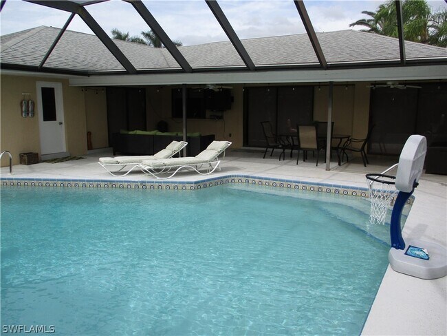 Foto del edificio - 1200 SW 54th Ln